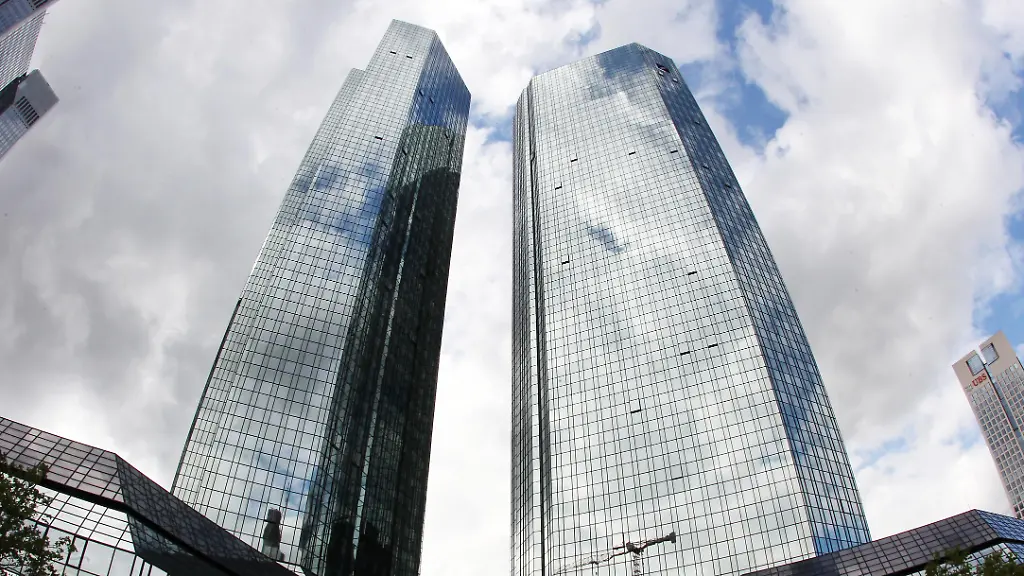 DI30147-20120909-jpg2696131247377565425