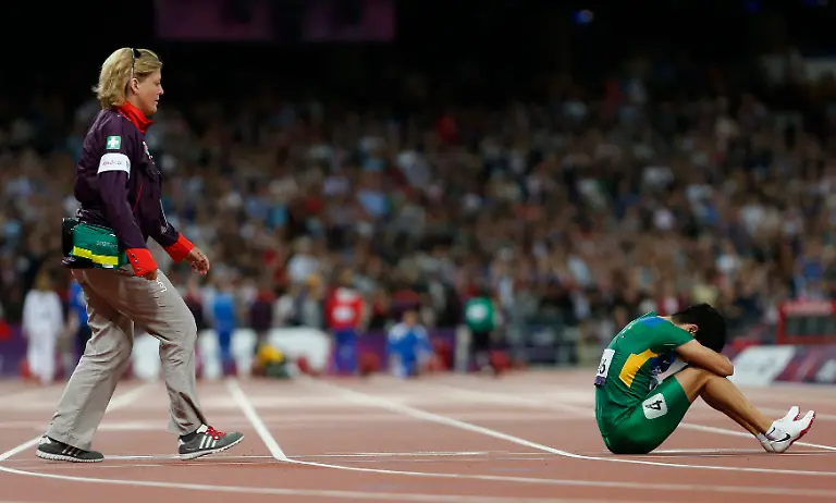 2012-09-06T222252Z-01-SLP120-RTRMDNP-3-PARALYMPICS-JPG3016874249414957818