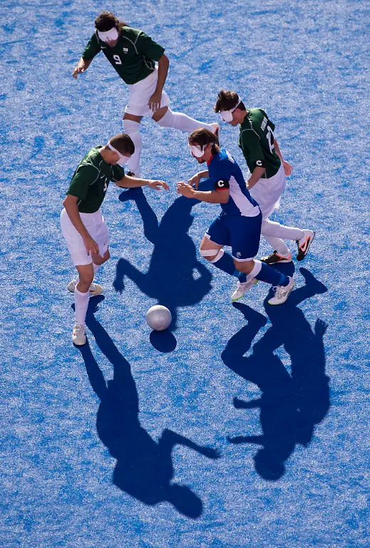 DI30448-20120908-jpg6150998129466140682