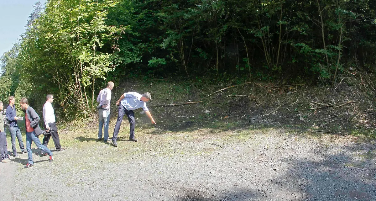 2012-09-07T122510Z-01-RPR07-RTRMDNP-3-FRANCE-KILLINGS-JPG3951030007498515542