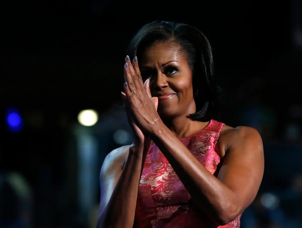 2012-09-05T044107Z-01-DNC861-RTRMDNP-3-USA-CAMPAIGN-JPG3176253800475842918