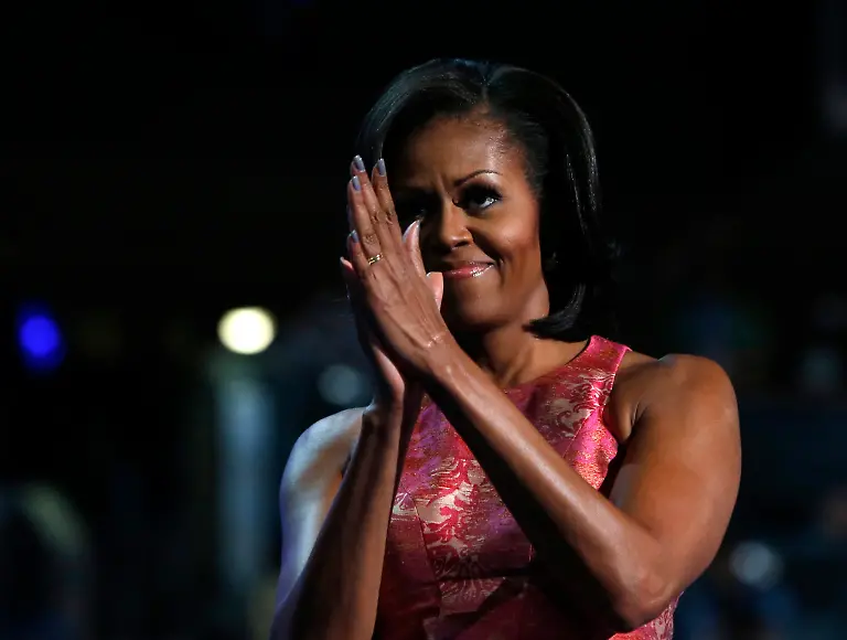 2012-09-05T044107Z-01-DNC861-RTRMDNP-3-USA-CAMPAIGN-JPG3176253800475842918