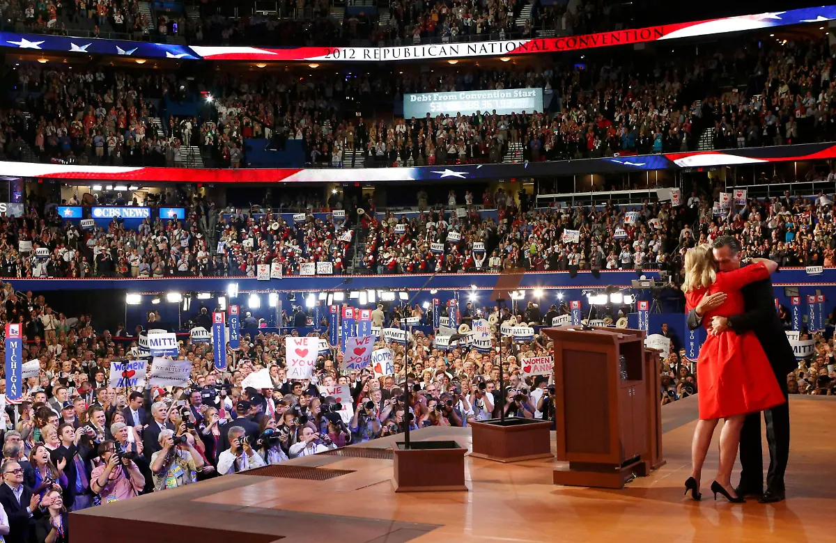 2012-08-29T023853Z-01-RNC895-RTRMDNP-3-USA-CAMPAIGN-JPG9121416162554921539