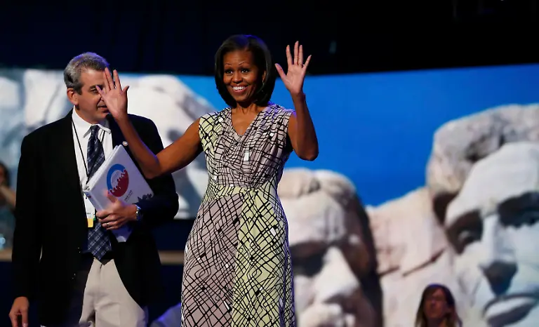 2012-09-03T203800Z-01-DNC108-RTRMDNP-3-USA-CAMPAIGN-JPG7683948678363001976