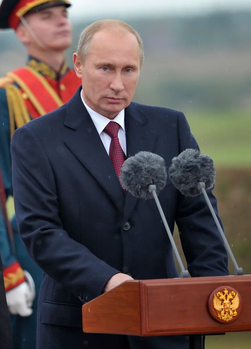 2012-09-02T144747Z-01-MOS02-RTRMDNP-3-RUSSIA-JPG7545953910090839040