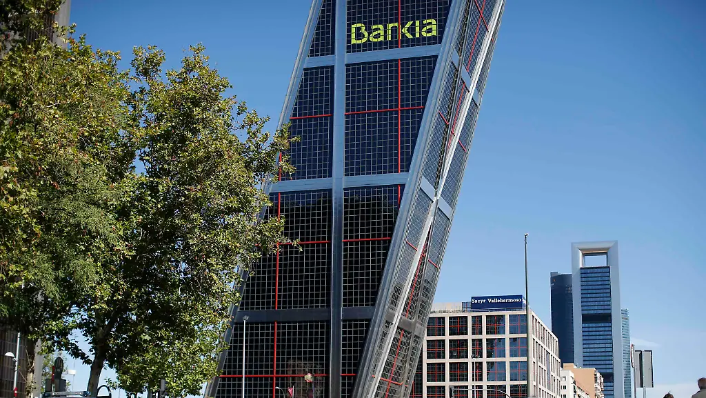 2012-08-31T122559Z-01-MAD04-RTRMDNP-3-SPAIN-JPG920443393250862969