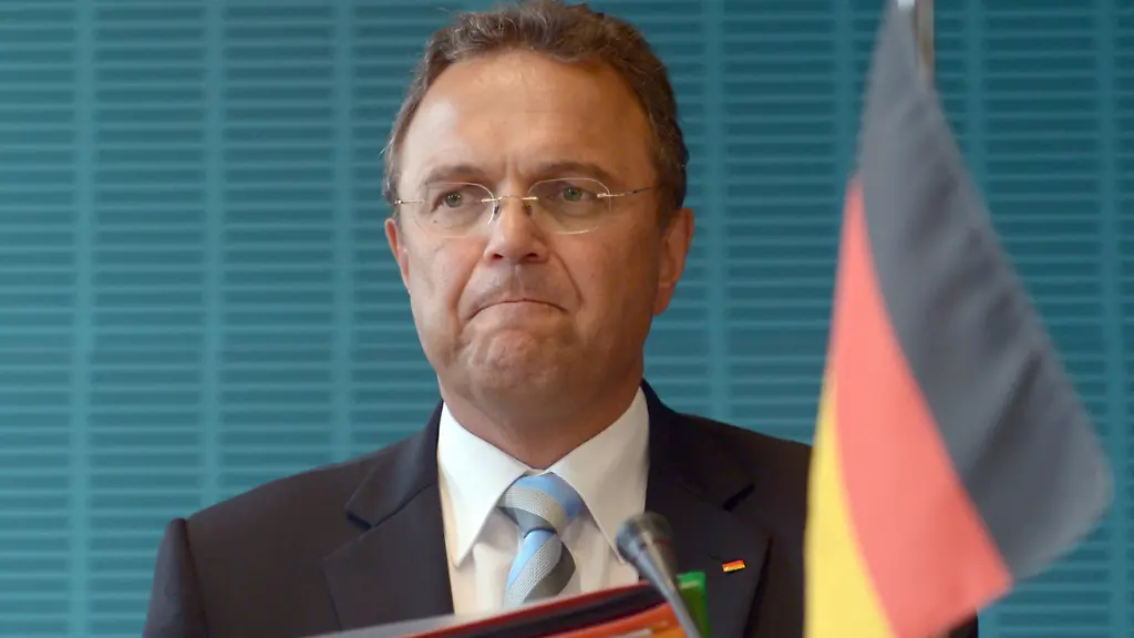 36r34939-jpg3993912509458056855