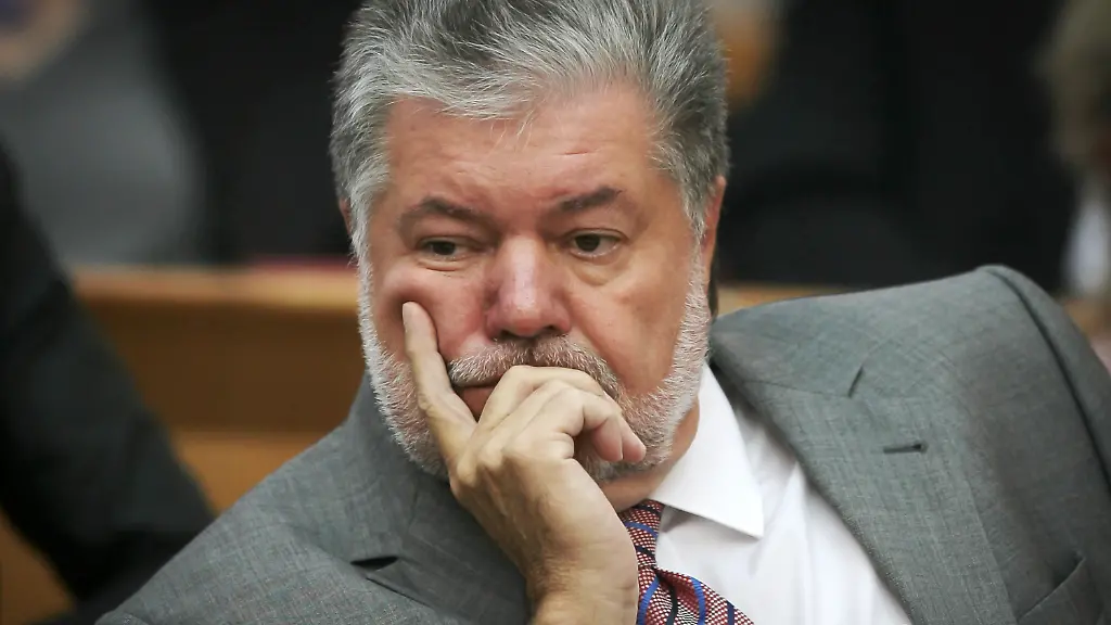 36r33625-jpg1595210379764319687