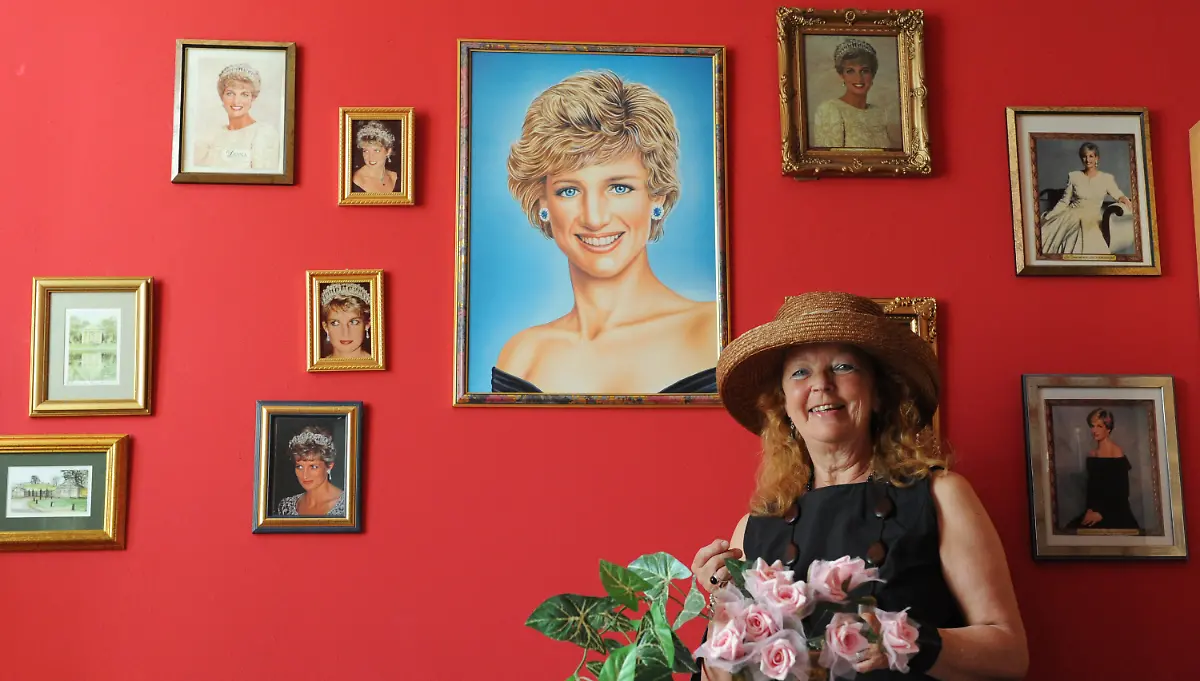 36ow0015-jpg355693769283975637