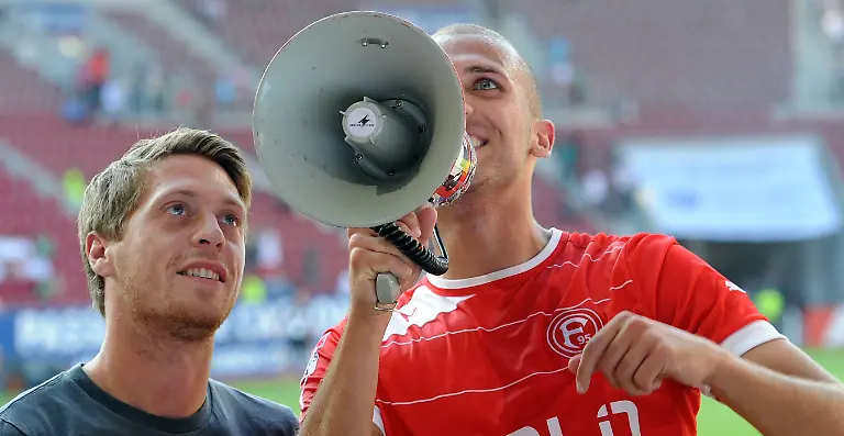 36p63834-jpg3651792495852768654