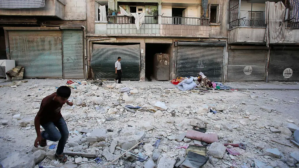 2012-08-25T144750Z-01-YOU97-RTRMDNP-3-SYRIA-CRISIS-JPG248635692790704011