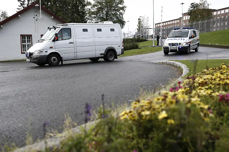 DAB0736-20120824-jpg7833905526597432156