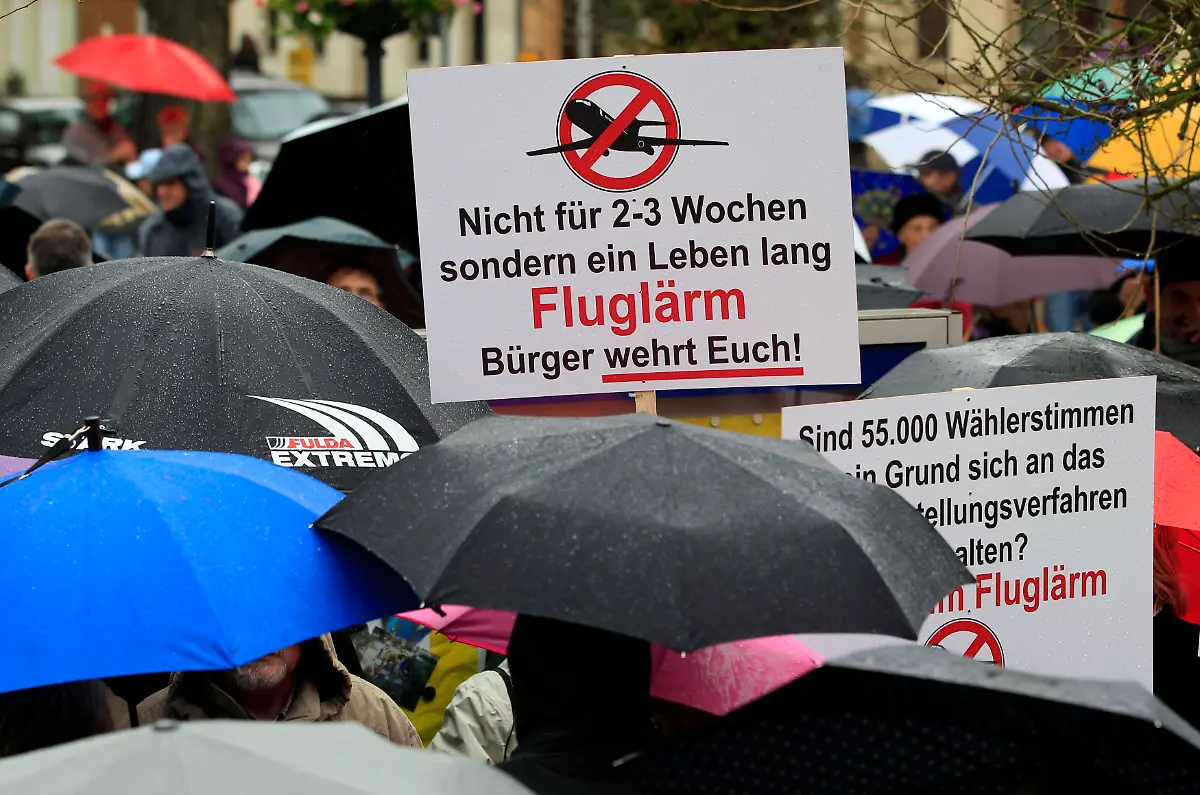 Flugrouten-Proteste-3jpg