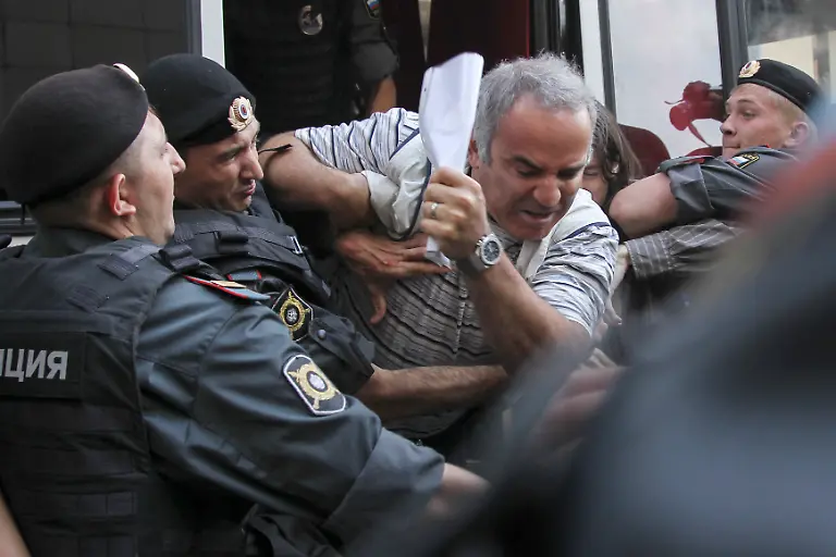 DAB1750-20120817-jpg8780174580896523827