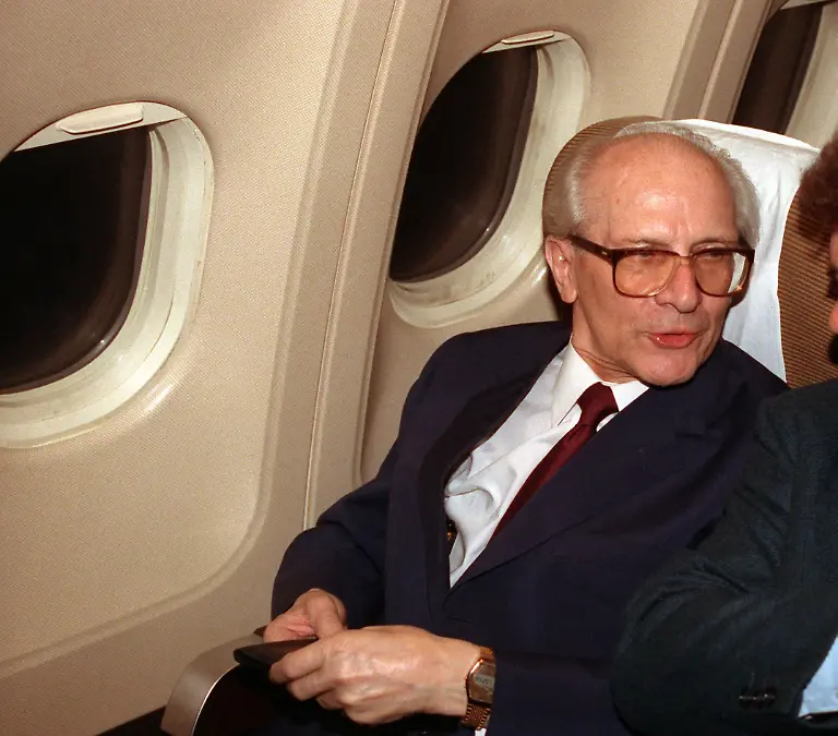 Honecker-Flug-Chile-130193