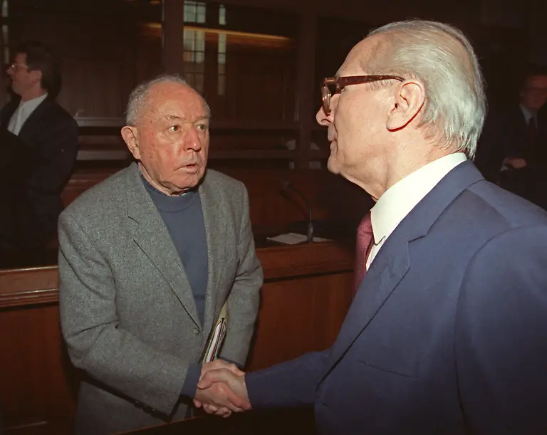 Honecker-Mielke-Prozess-Moabit-121192