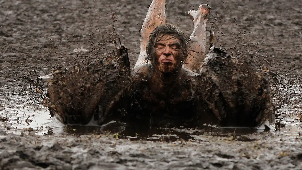 DI10094-20120804-jpg1941301532959269941