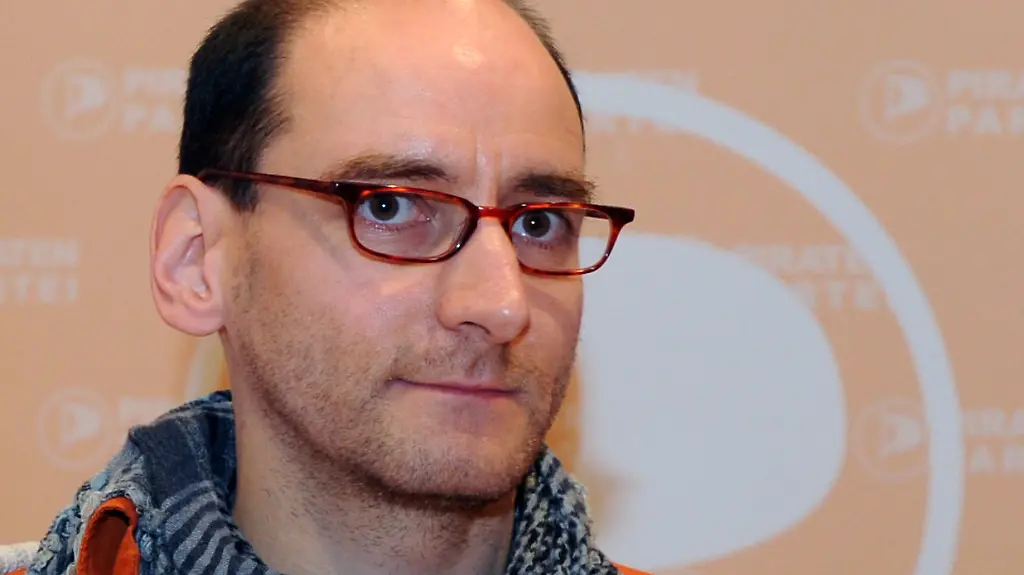 36at0017-jpg493820142738035698