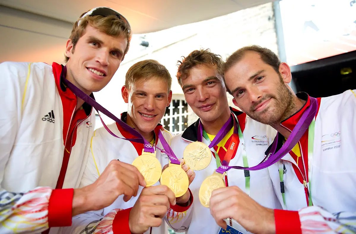 DI30552-20120803-jpg3379413801698813168