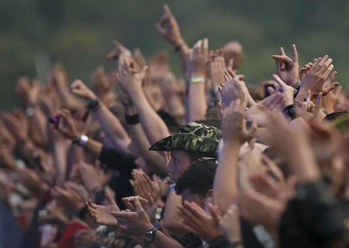 DI10302-20120802-jpg7909324643556117468