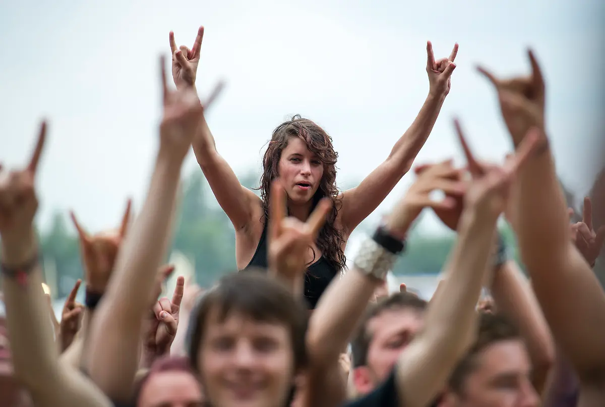 DI30520-20120802-jpg566068407441996926