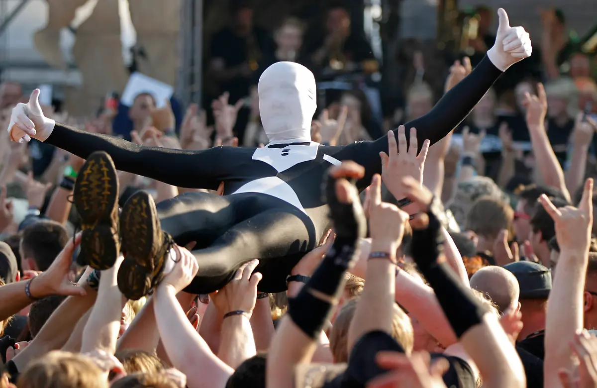 DI30569-20120801-jpg3623258744112718482