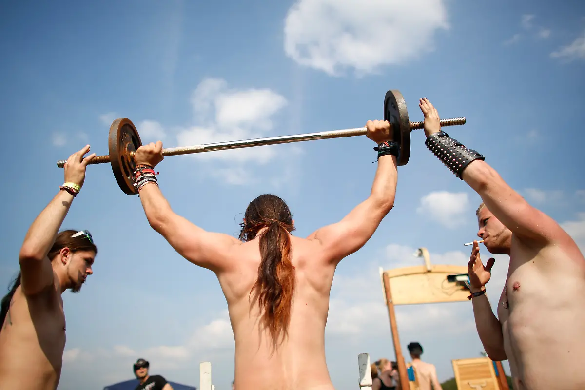 DI30454-20120801-jpg2826850055906485391