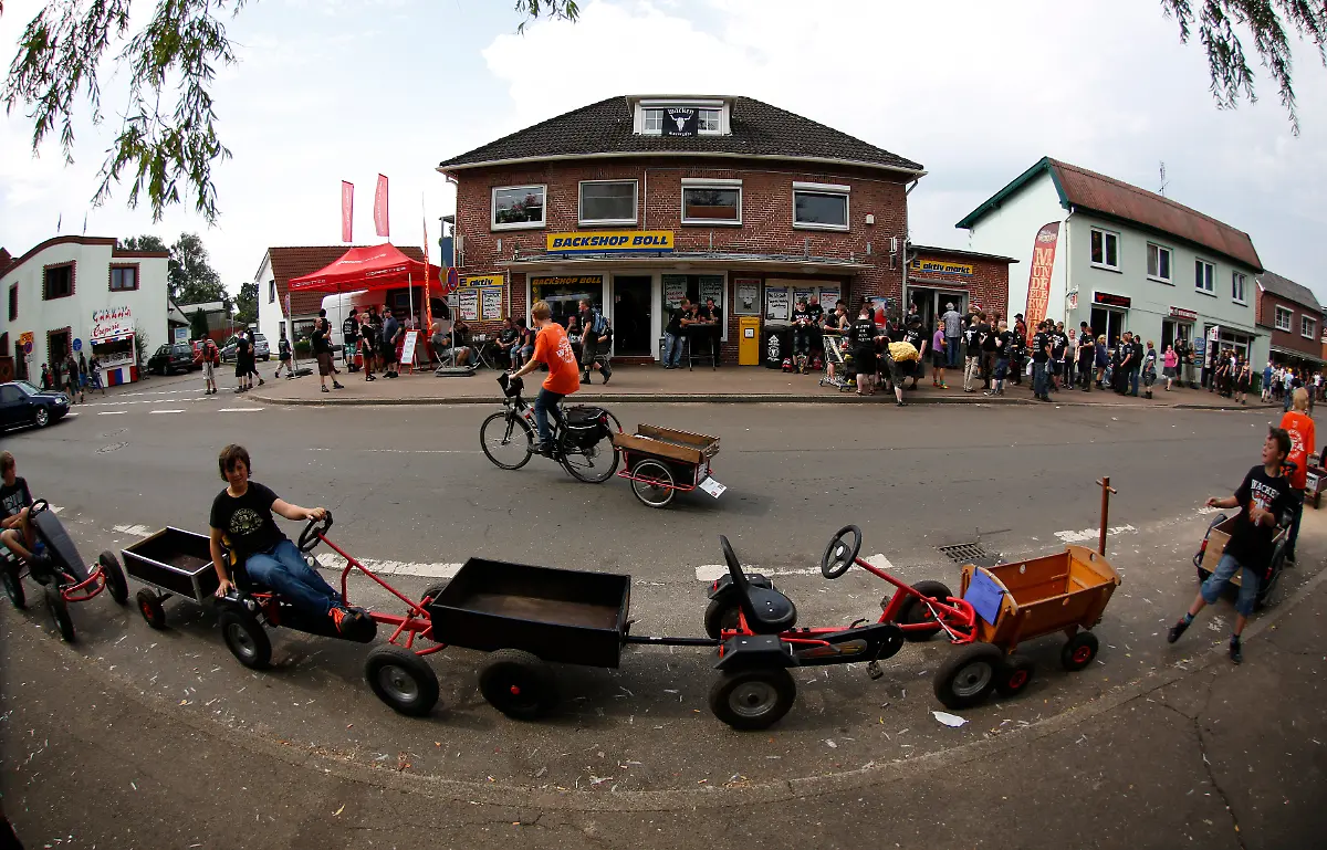 DI10134-20120802-jpg6549807208814345308