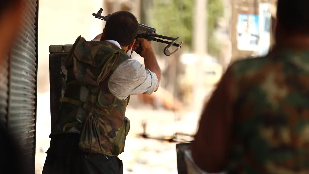 2012-07-31T151745Z-01-ZOH07-RTRMDNP-3-SYRIA-CRISIS-JPG2572672699463183437