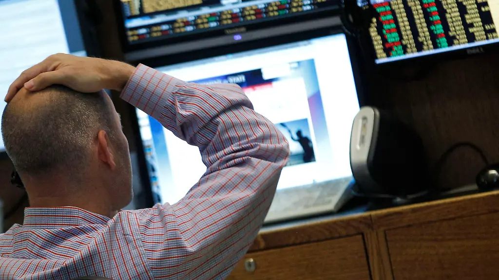 2012-07-27T181821Z-01-NYK506-RTRMDNP-3-MARKETS-STOCKS-JPG2443363638594904324