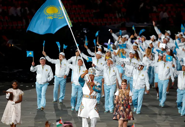 2012-07-27T230132Z-01-OLYAA72-RTRMDNP-3-OLY-OPEN-CEREMONY-DAY0-ACT2-JPG9086195301352629369