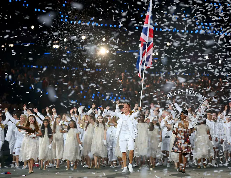 2012-07-27T231640Z-01-OLYCN60-RTRMDNP-3-OLY-OPEN-CEREMONY-DAY0-ACT2-JPG3987852865126692033