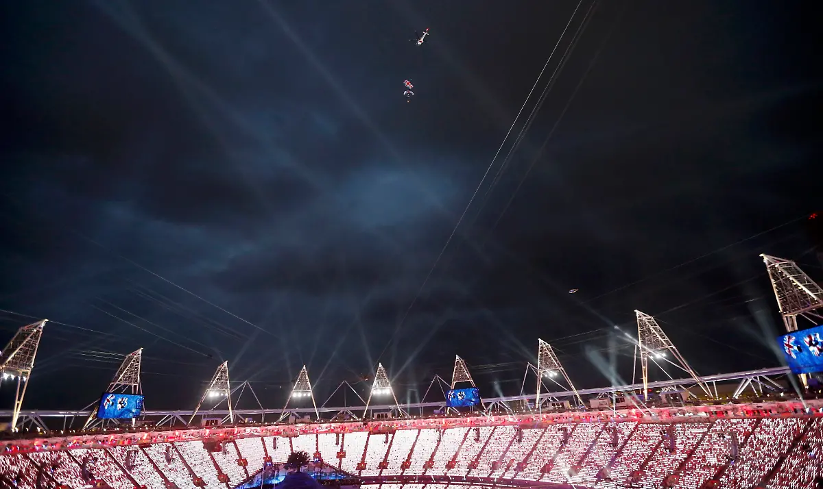 2012-07-27T204630Z-01-OLYCVI64-RTRMDNP-3-OLY-OPEN-CEREMONY-DAY0-ACT1-JPG4564904339787902548