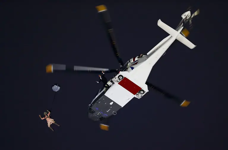 2012-07-27T204340Z-01-OLYHB03-RTRMDNP-3-OLY-OPEN-CEREMONY-DAY0-ACT1-JPG3630376249282483382