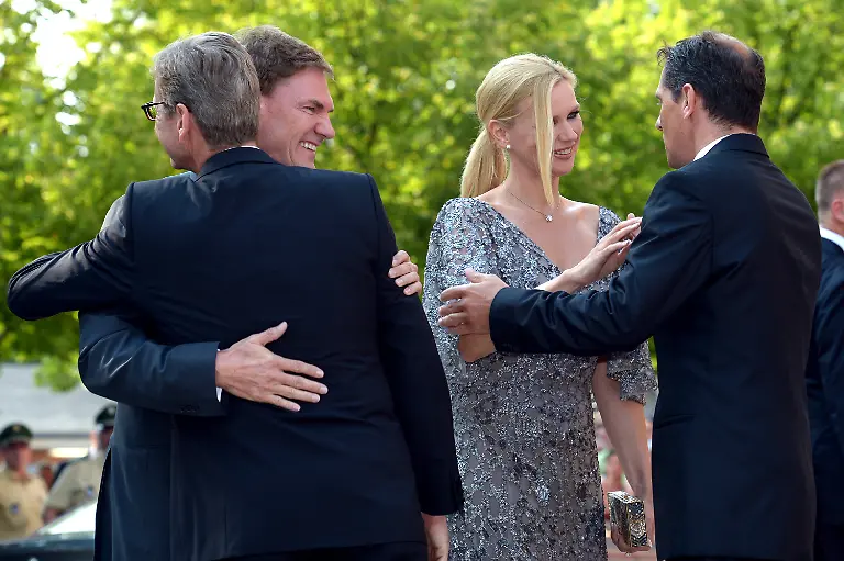 364j0310-jpg6258674345548684854