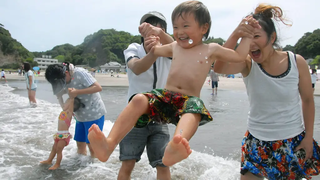 35yg3117-jpg5408698874282188699