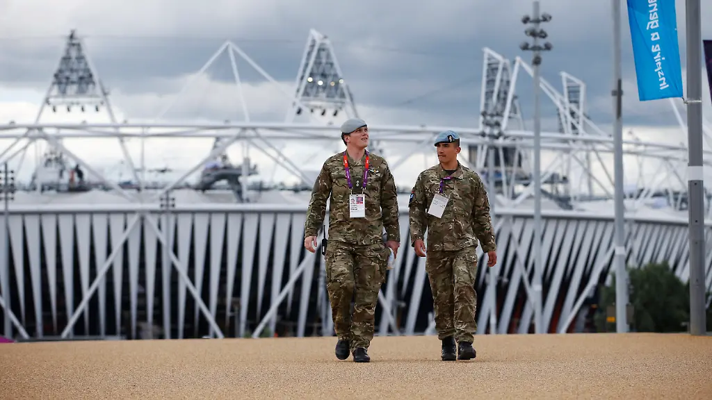 DAB1378-20120715-jpg8187422194023044515