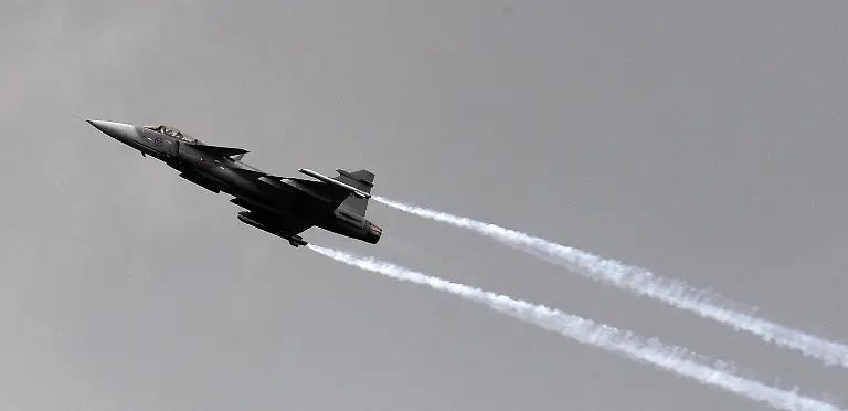 35ug2634-jpg3123684487701995377