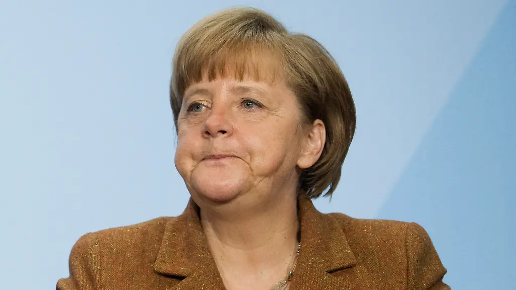 DI10135-20120708-jpg851364474400087669