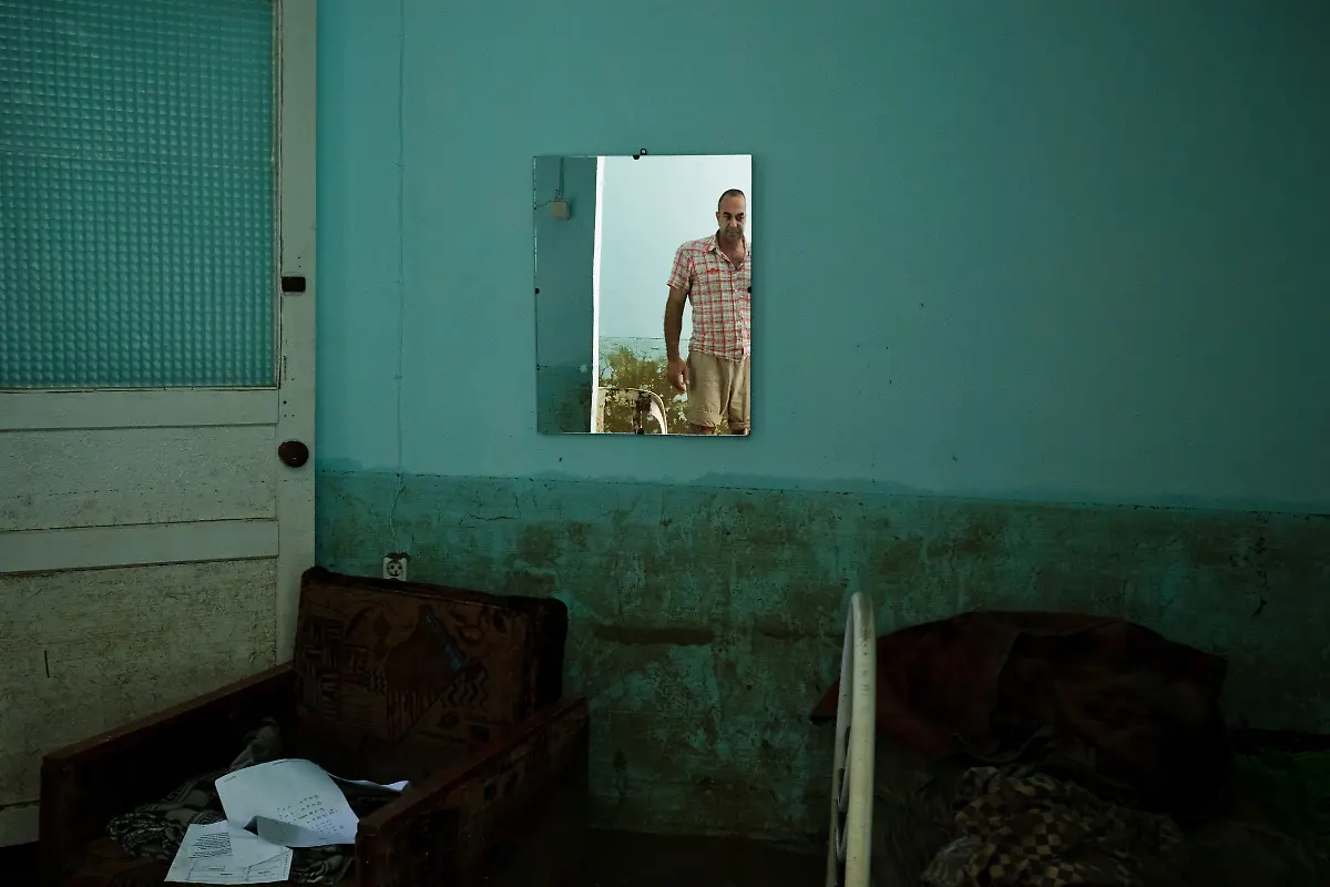 DAB2233-20120707-jpg7487152147893260280