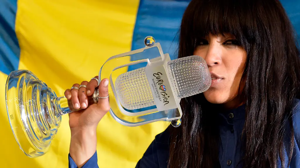 DI10098-20120708-jpg8055050849416713539