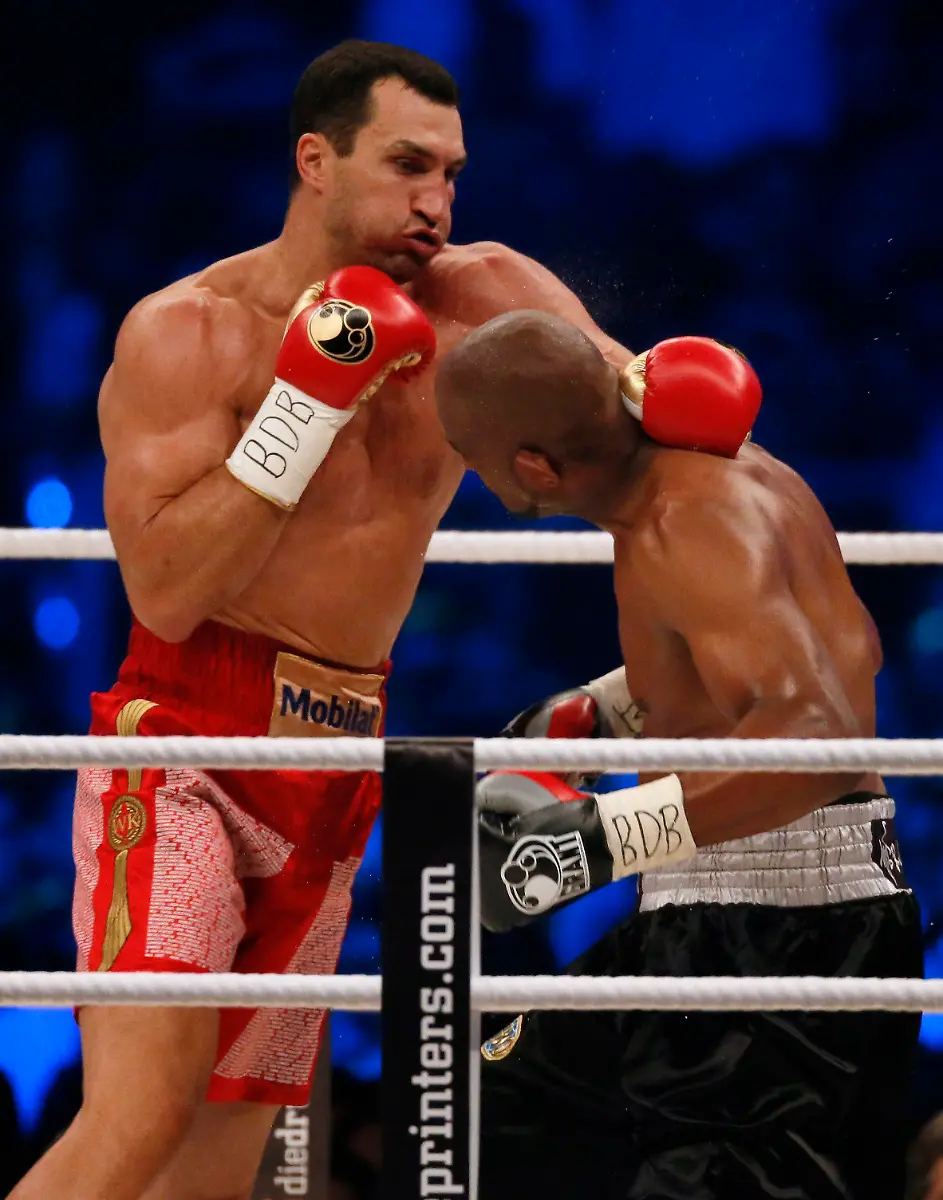 2012-07-07T214618Z-01-DBA11-RTRMDNP-3-BOXING-JPG3162897447406319230