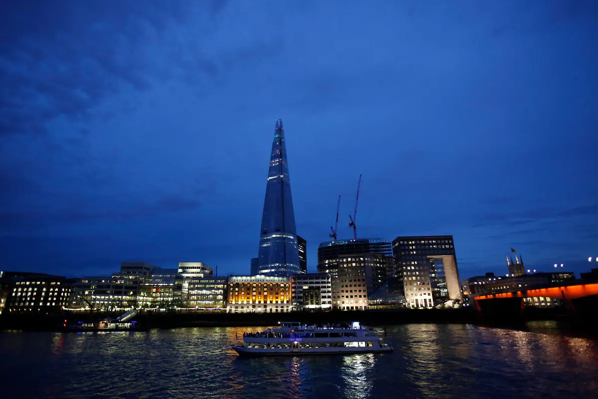 35rc4234-jpg4315653997388335854