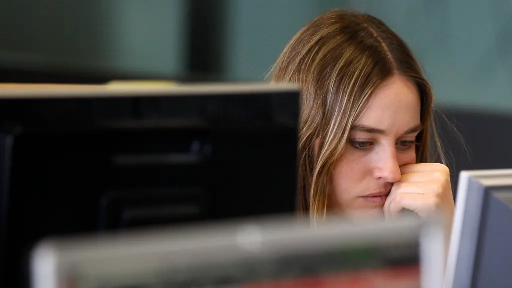 2012-07-05T110740Z-01-ACO13-RTRMDNP-3-SPAIN-DEBT-JPG5164478096741590223