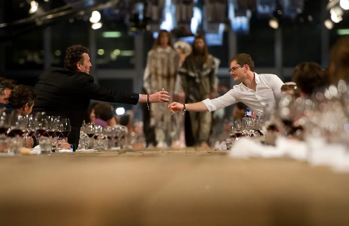 DI30024-20120704-jpg7031088982534968747