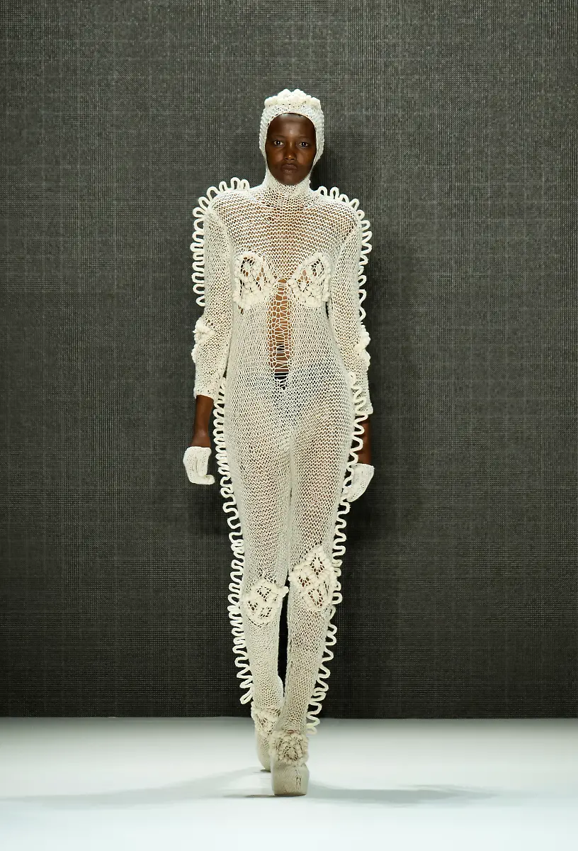 DI10303-20120704-jpg5507085929443970988