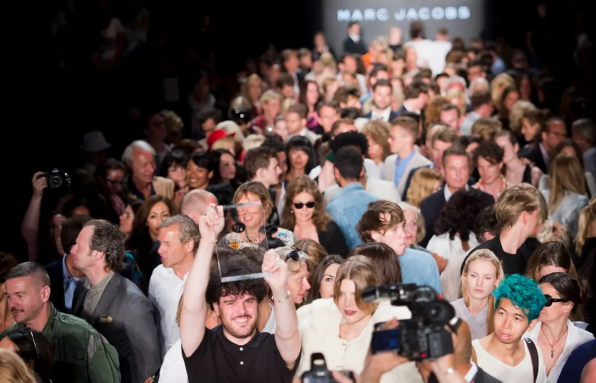 DI30353-20120704-jpg8143330777995046331