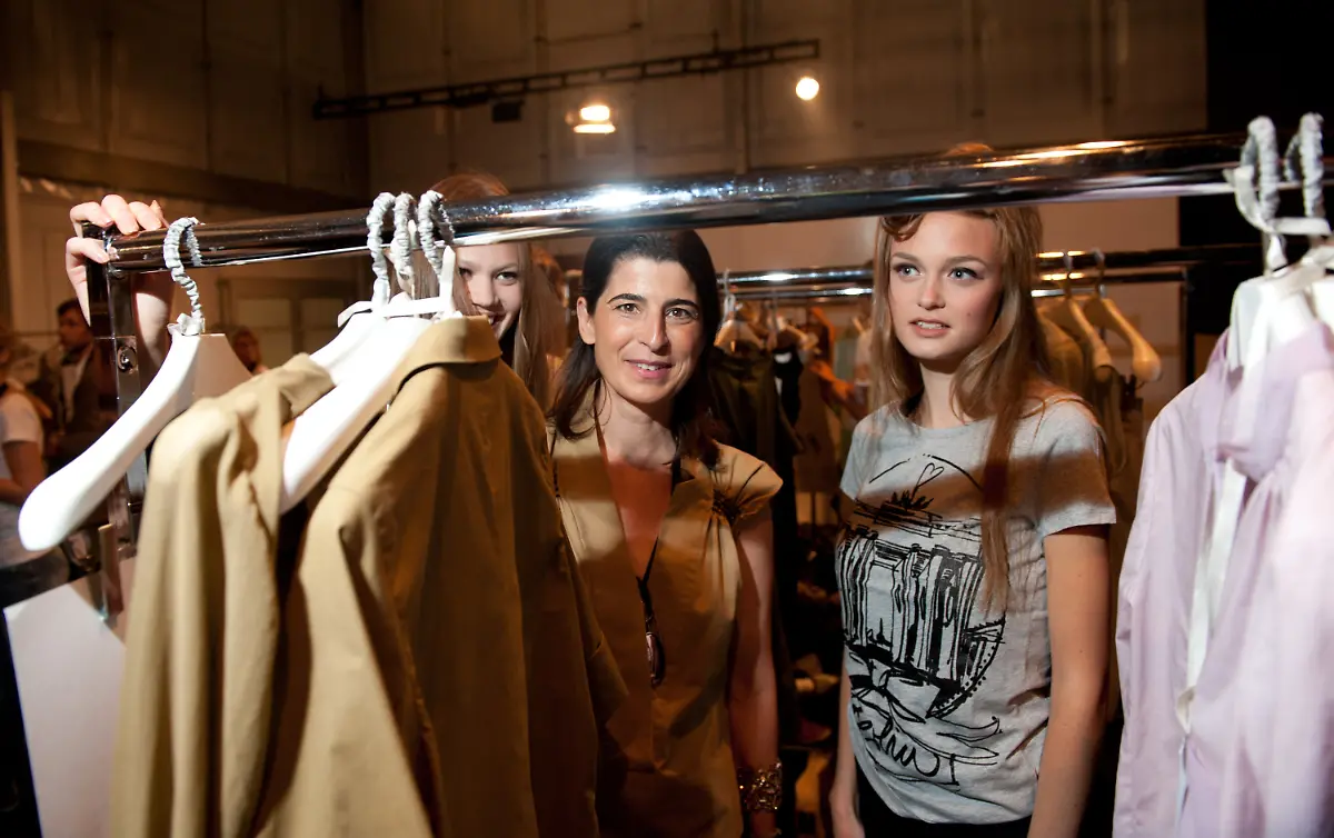 35qx4424-jpg5459887617965608379