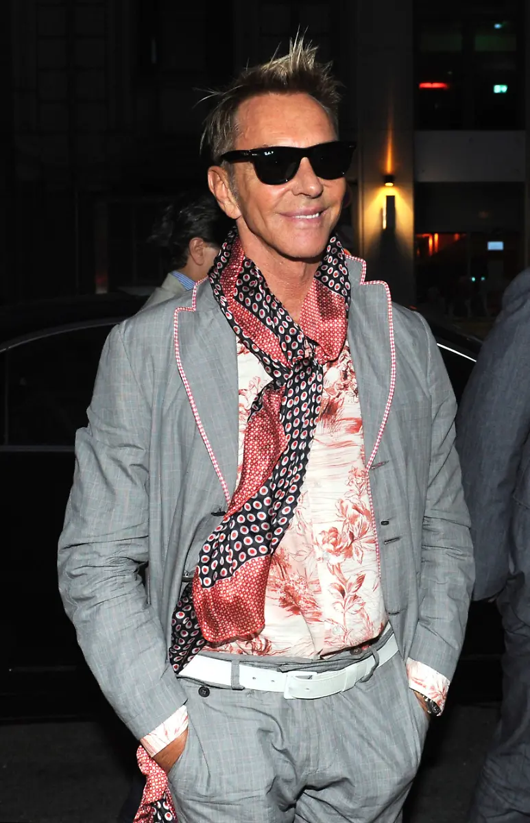 35qm5809-jpg6063137613005462031