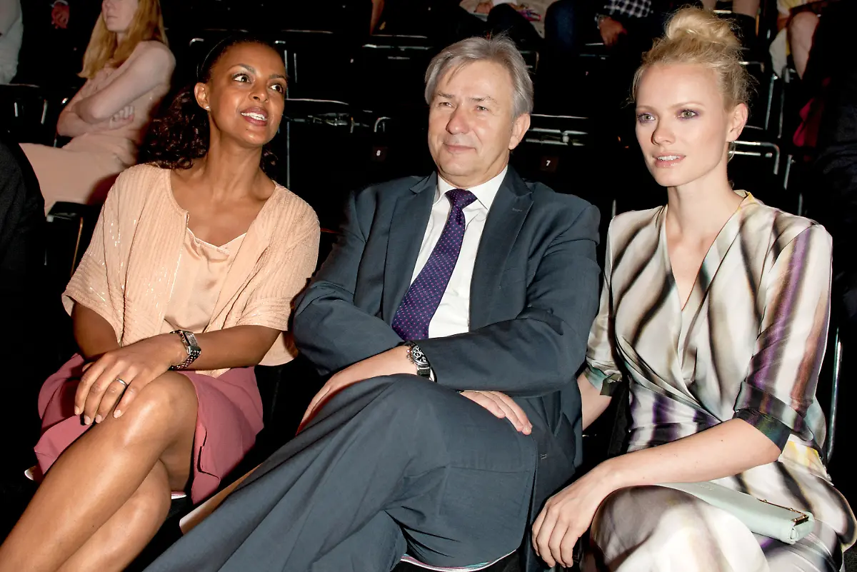 35qb2242-jpg4358936546026573354